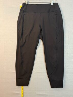 Athleta Black Rainier Performance Joggers with Zipper Pockets